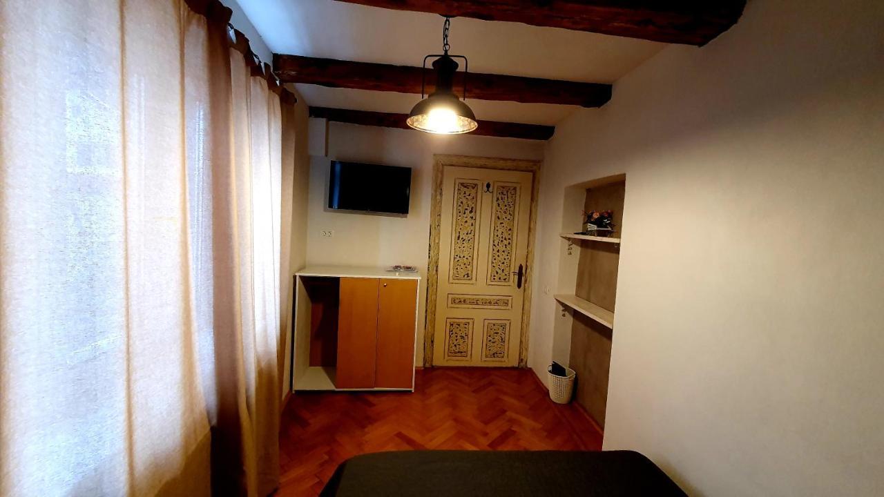 Nomad Apartment Brasov Luaran gambar