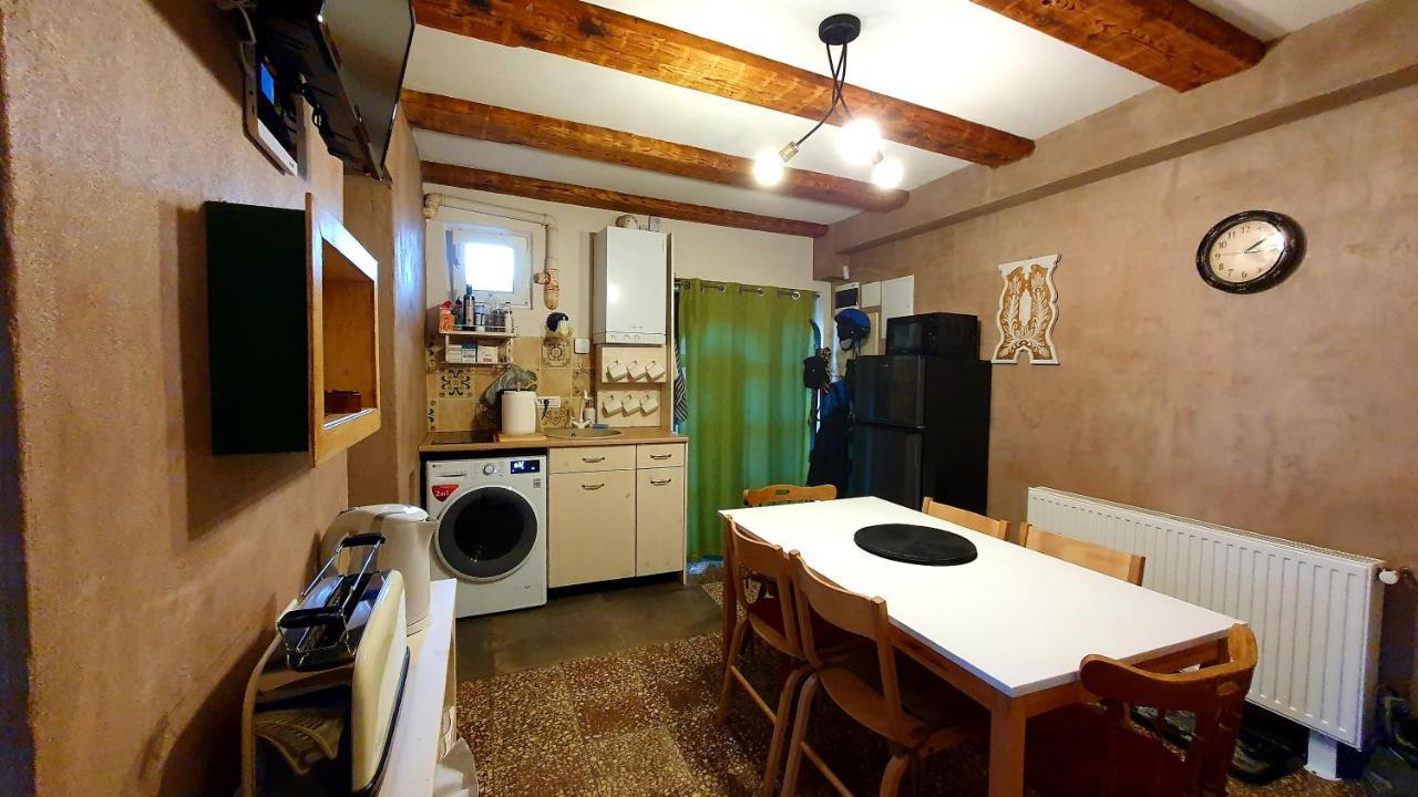 Nomad Apartment Brasov Luaran gambar